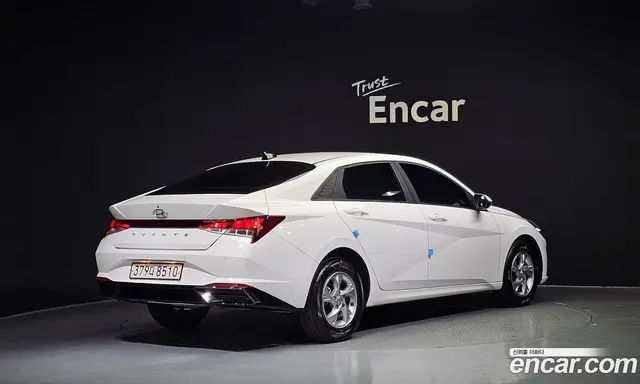 Hyundai Avante 2023 1.6 автомат (гидро), миниатюра 2