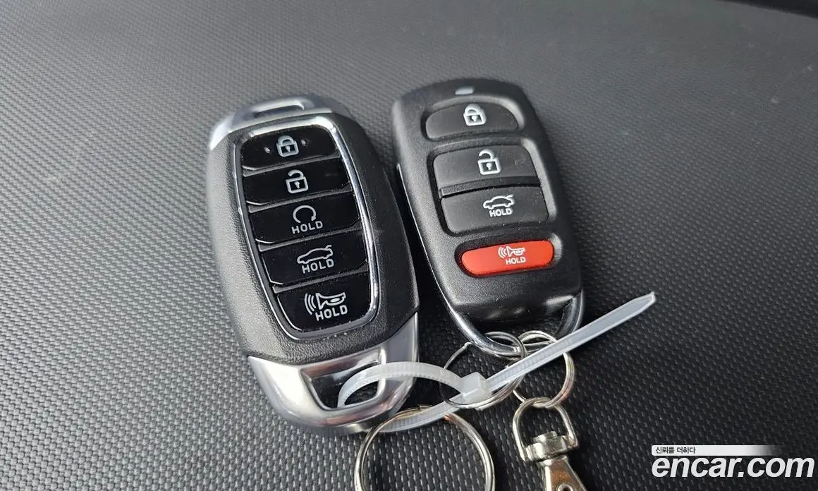 Hyundai Avante 2023 1.6 автомат (гидро), фото 22