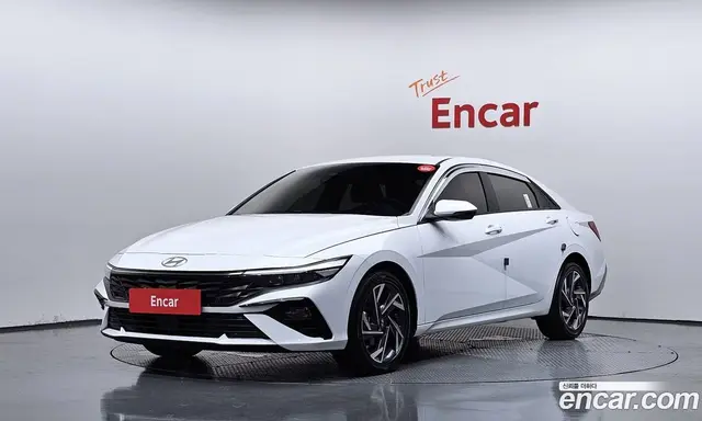 Hyundai Avante, 2025, 17 763 км