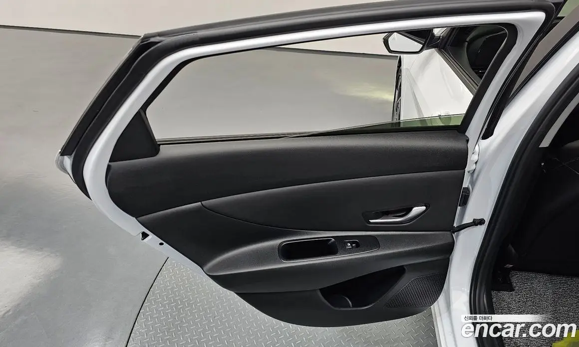 Hyundai Avante 2025 1.6 автомат (гидро), фото 15