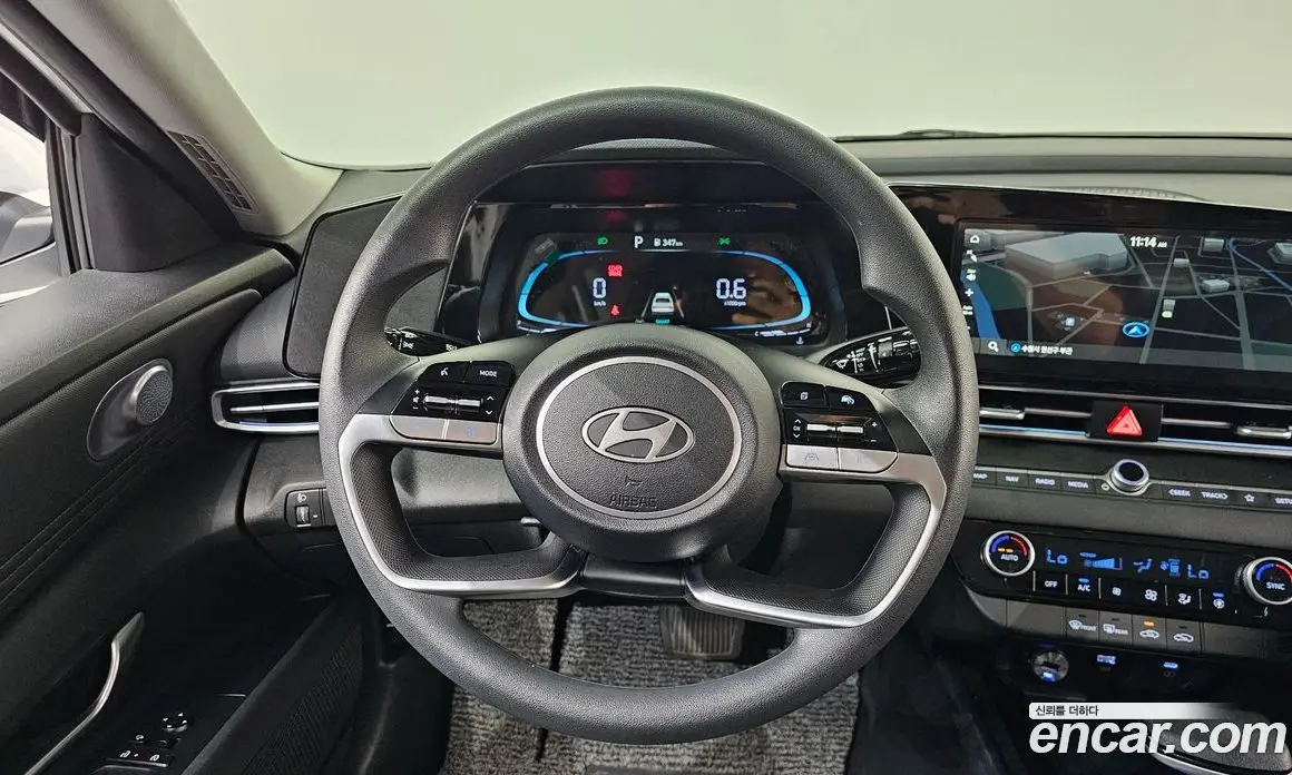 Hyundai Avante 2025 1.6 автомат (гидро), фото 18