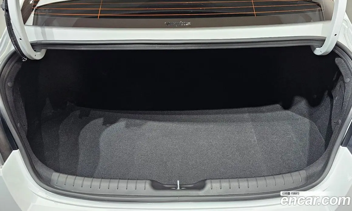 Hyundai Avante 2025 1.6 автомат (гидро), фото 26