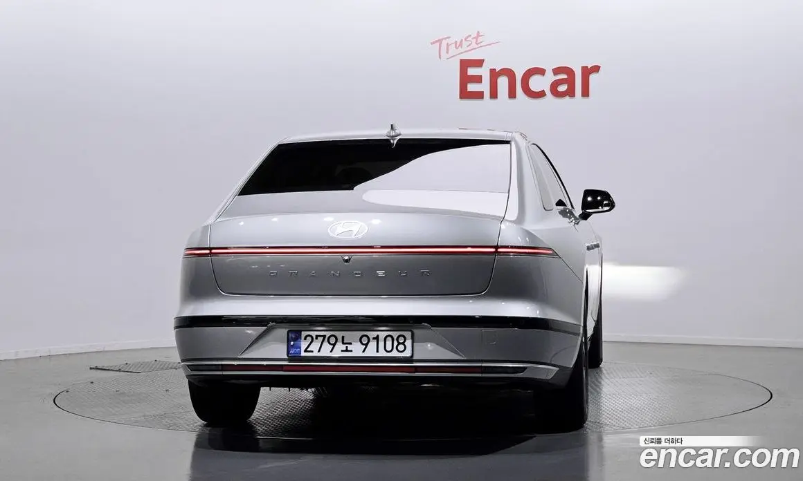 Hyundai Grandeur 2023 2.5 автомат (гидро), фото 4