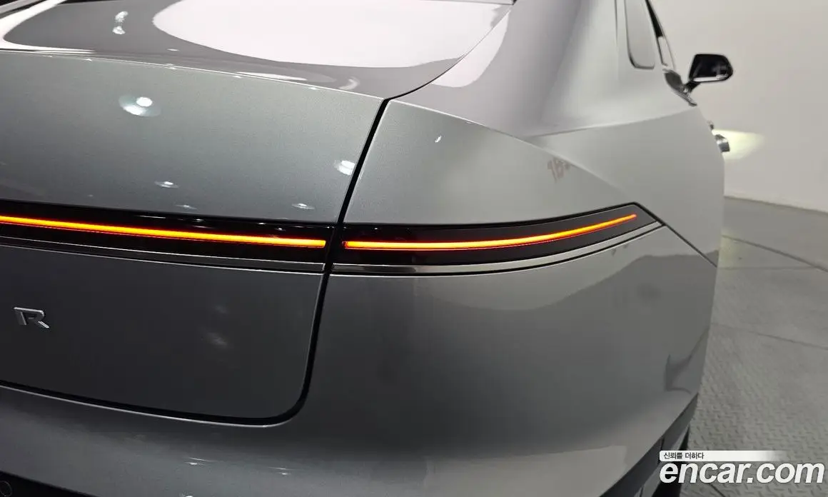 Hyundai Grandeur 2023 2.5 автомат (гидро), фото 9