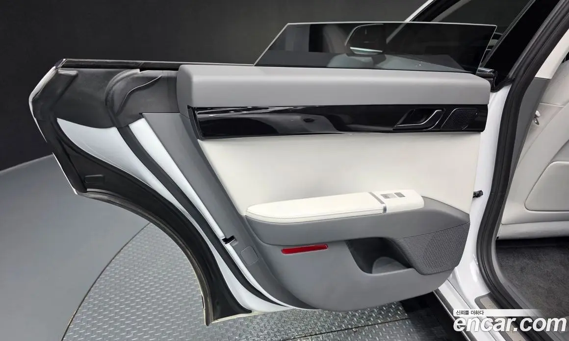 Hyundai Grandeur 2023 2.5 автомат (гидро), фото 15