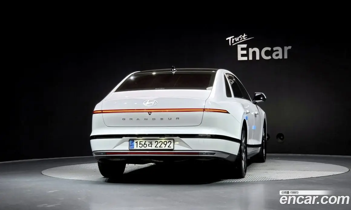 Hyundai Grandeur 2023 2.5 автомат (гидро), фото 4