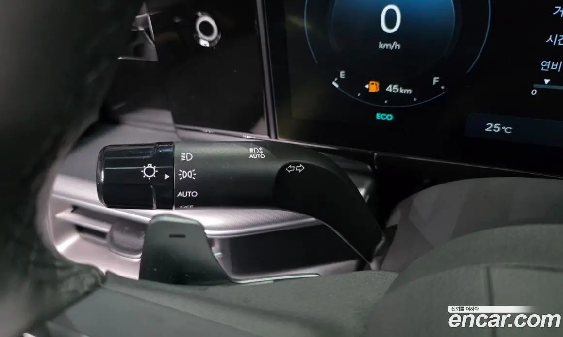 Hyundai Grandeur 2023 2.5 автомат (гидро), фото 38