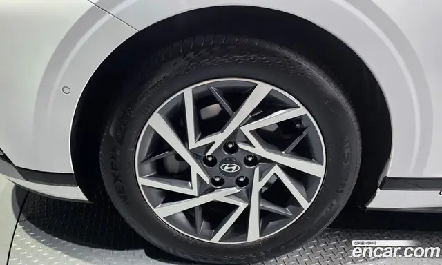 Hyundai Grandeur 2023 2.5 автомат (гидро), миниатюра 5