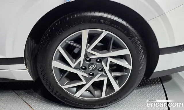 Hyundai Grandeur 2023 2.5 автомат (гидро), миниатюра 7