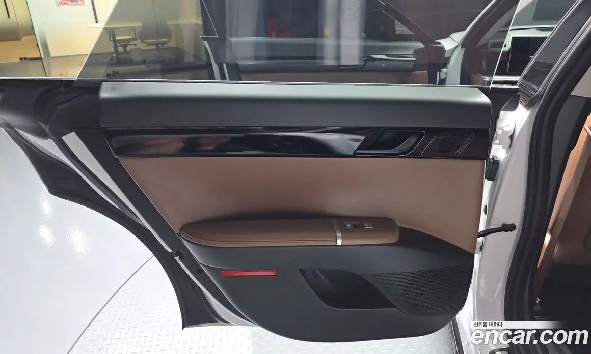 Hyundai Grandeur 2023 2.5 автомат (гидро), фото 15