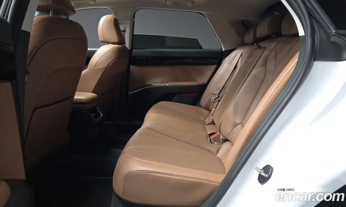 Hyundai Grandeur 2023 2.5 автомат (гидро), фото 16