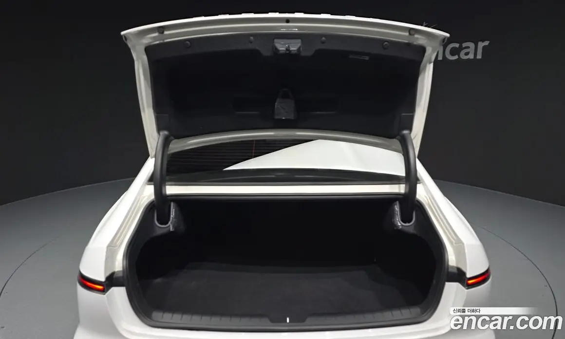 Hyundai Grandeur 2023 2.5 автомат (гидро), фото 26