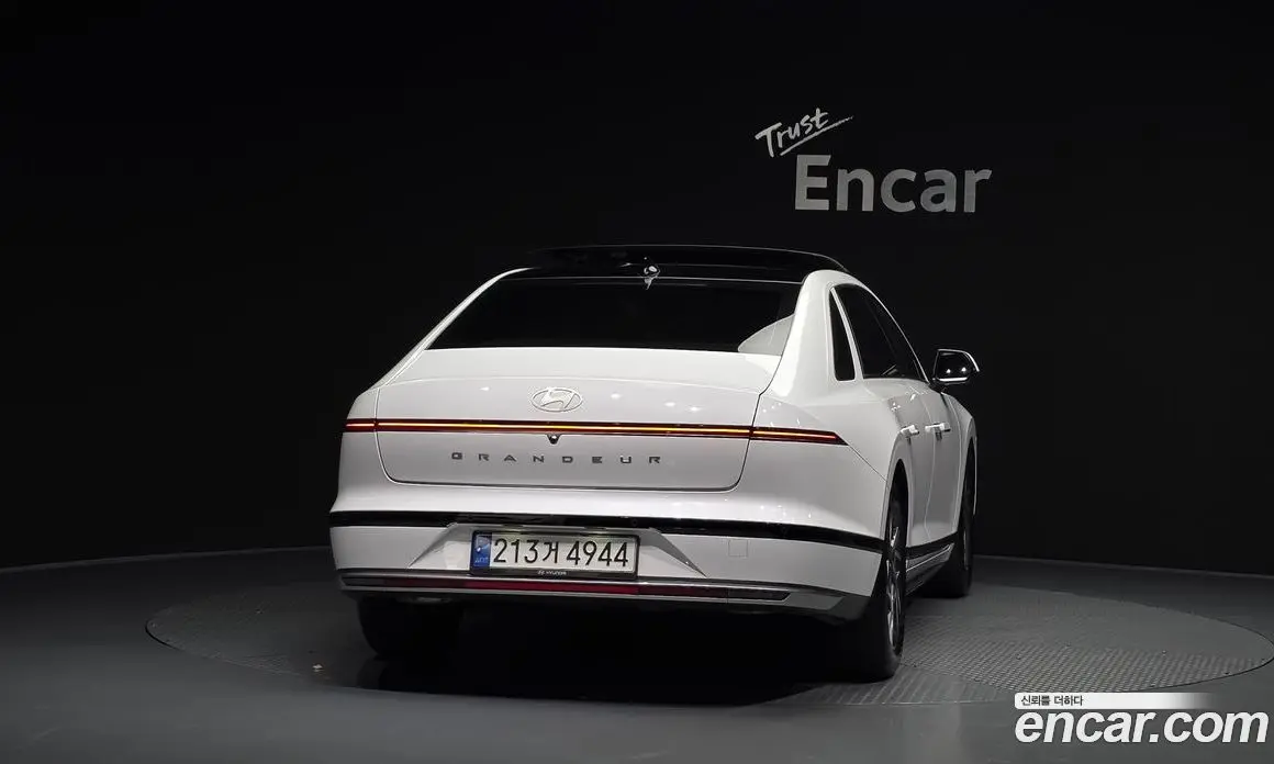 Hyundai Grandeur 2023 2.5 автомат (гидро), фото 4