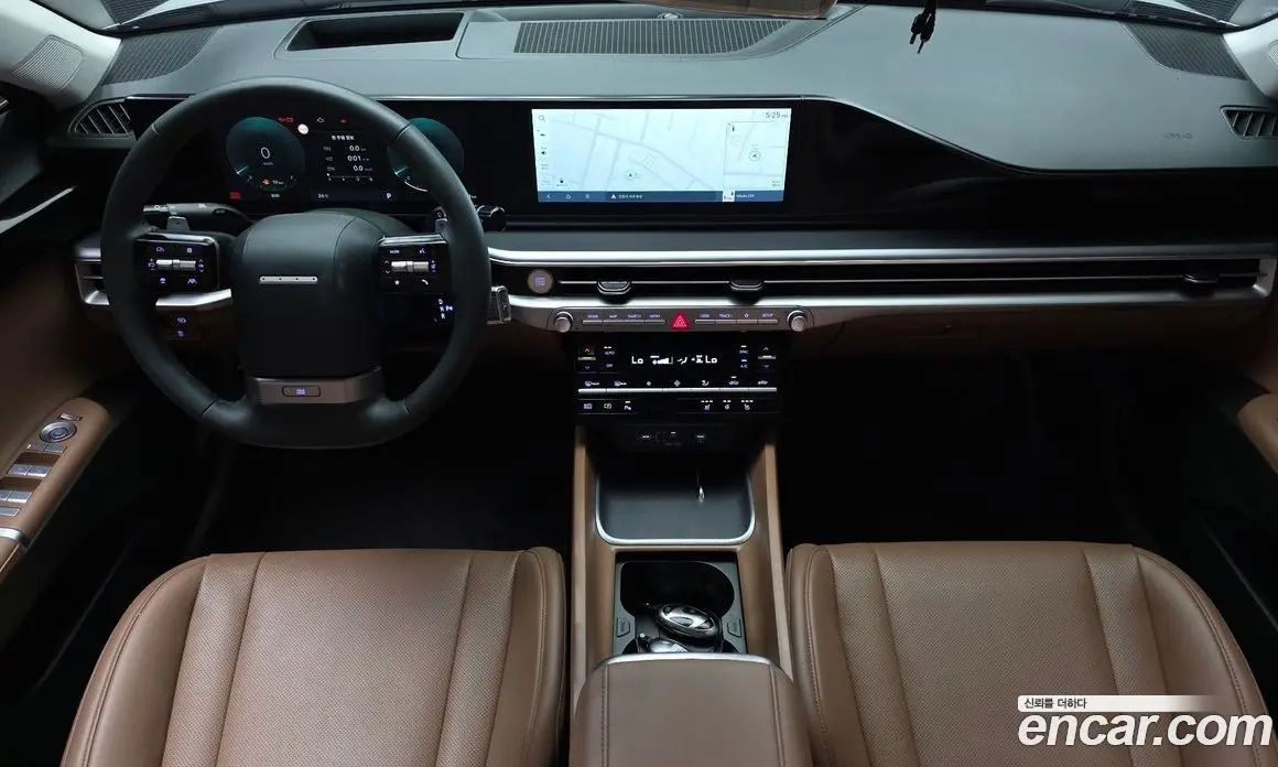 Hyundai Grandeur 2023 2.5 автомат (гидро), фото 10