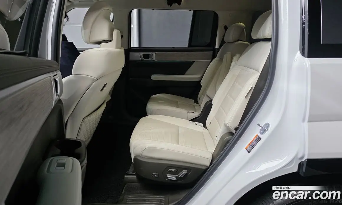 Hyundai Santa Fe 2024 1.6 автомат (гидро), фото 18