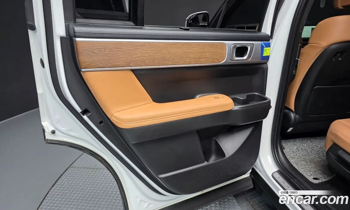 Hyundai Santa Fe 2025 1.6 автомат (гидро), фото 15