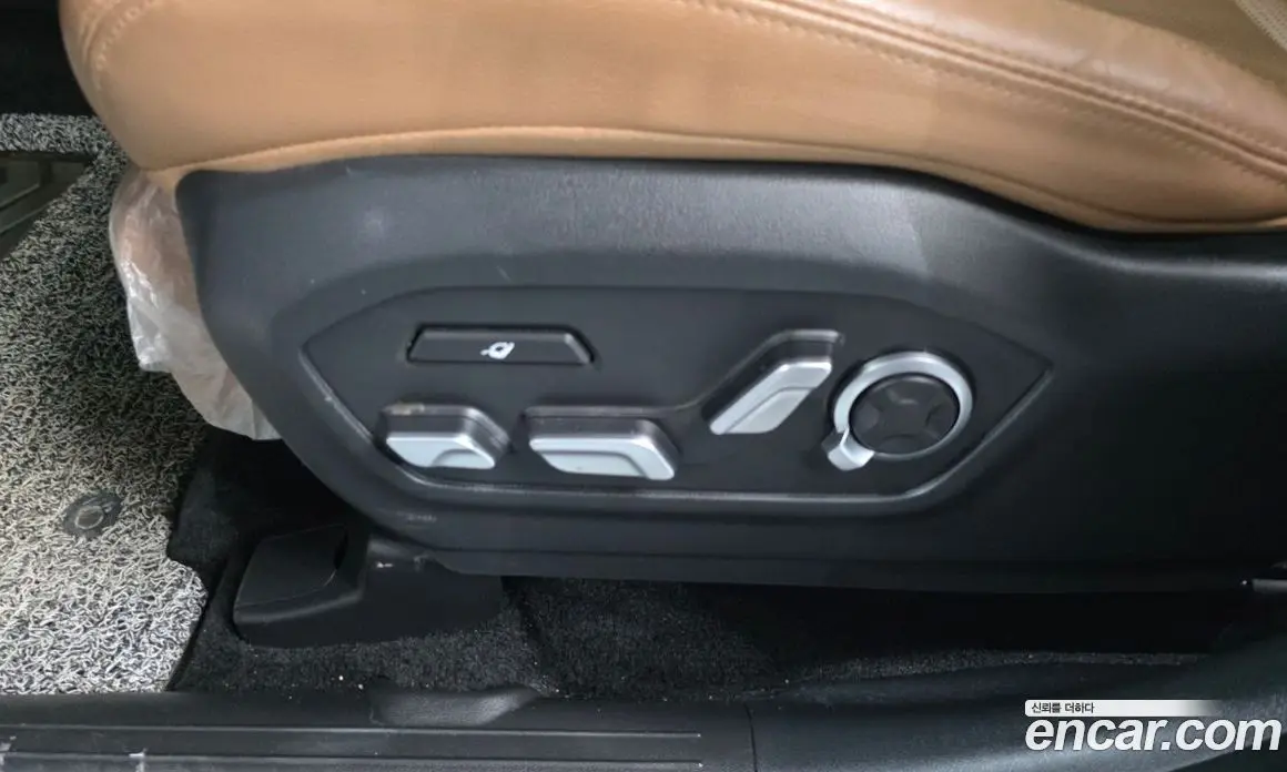 Hyundai Santa Fe 2025 1.6 автомат (гидро), фото 32