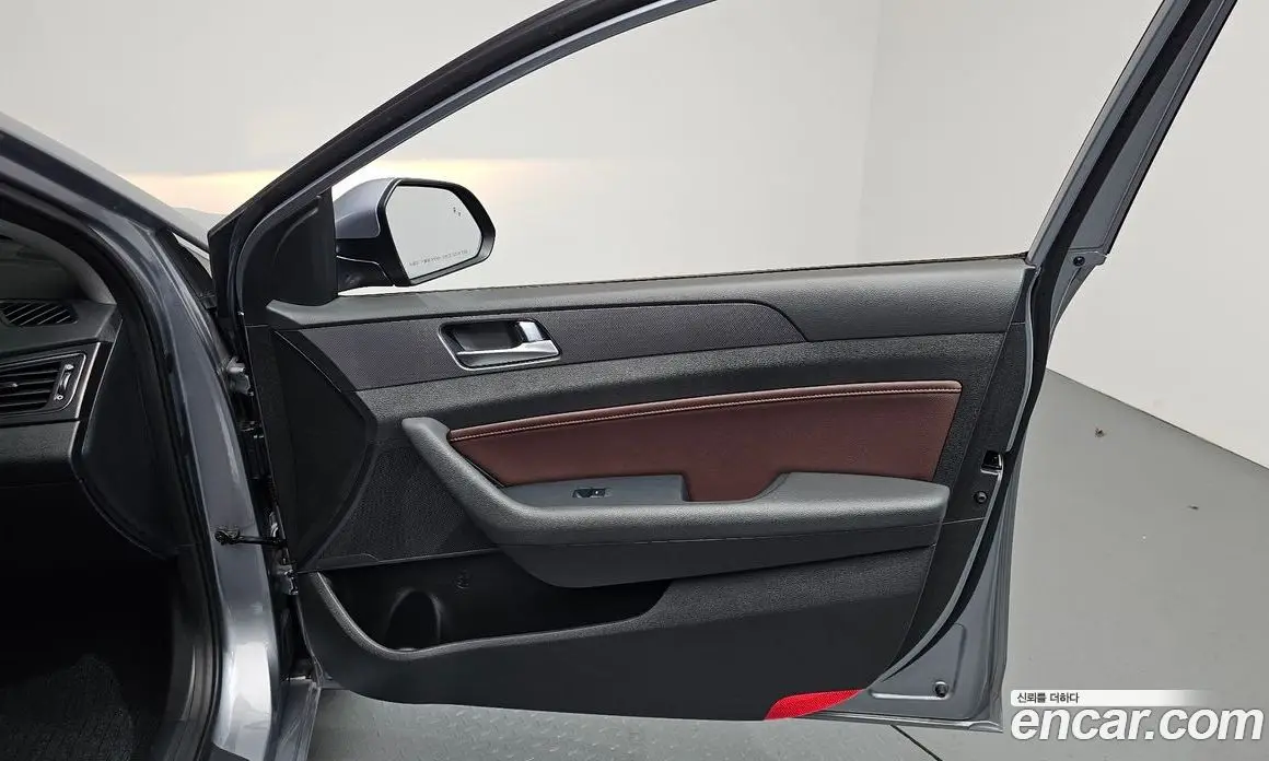 Hyundai Sonata 2017 2.0 автомат (гидро), фото 13