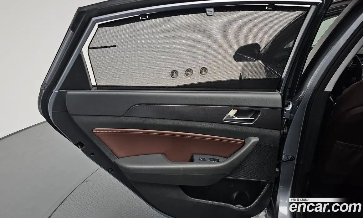 Hyundai Sonata 2017 2.0 автомат (гидро), фото 14