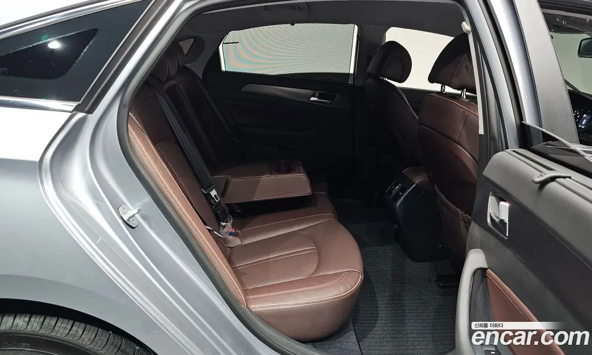 Hyundai Sonata 2017 2.0 автомат (гидро), фото 16