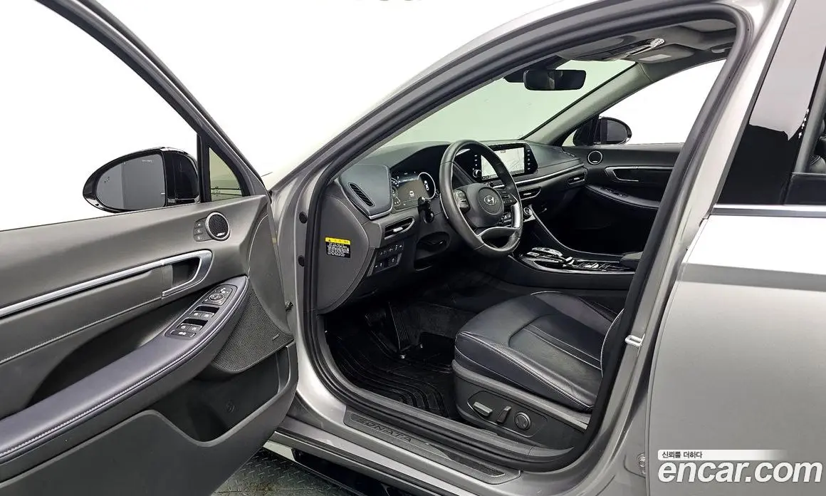 Hyundai Sonata 2020 1.6 автомат (гидро), фото 13
