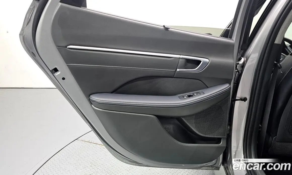 Hyundai Sonata 2020 1.6 автомат (гидро), фото 15