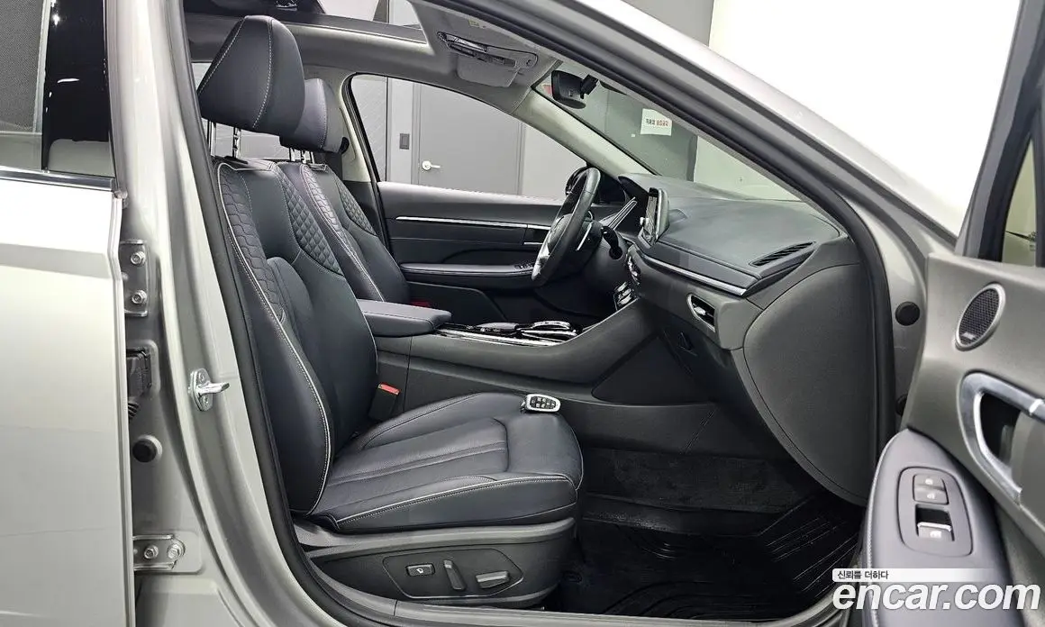 Hyundai Sonata 2020 1.6 автомат (гидро), фото 16