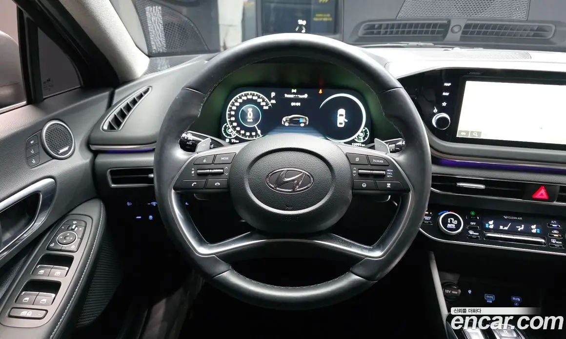 Hyundai Sonata 2022 2.0 автомат (гидро), фото 13