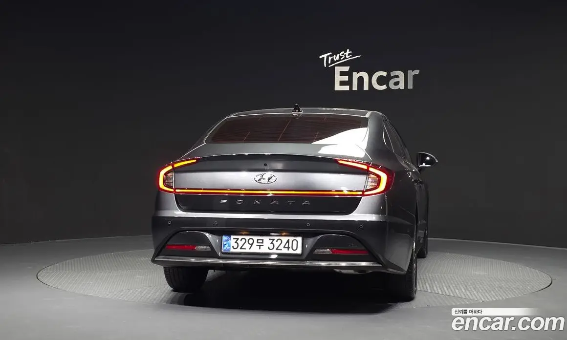 Hyundai Sonata 2022 2.0 автомат (гидро), фото 4