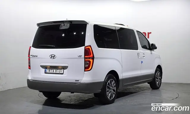 Hyundai Starex 2020 2.5 автомат (гидро), миниатюра 2