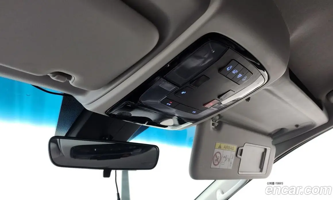 Hyundai Staria 2022 2.2 автомат (гидро), фото 19