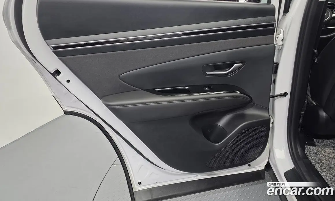 Hyundai Tucson 2023 1.6 автомат (гидро), фото 15