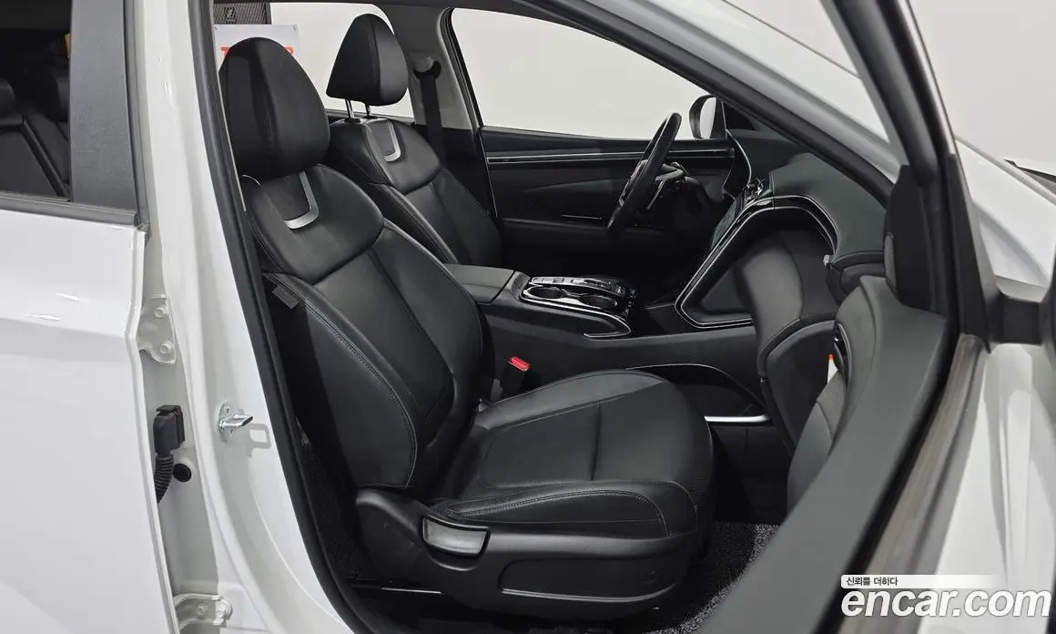 Hyundai Tucson 2023 1.6 автомат (гидро), фото 16