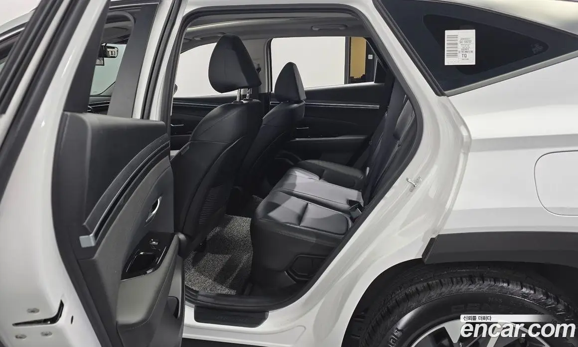 Hyundai Tucson 2023 1.6 автомат (гидро), фото 17