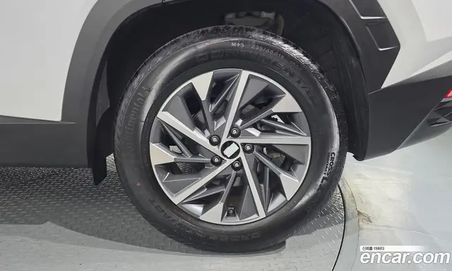 Hyundai Tucson 2023 1.6 автомат (гидро), миниатюра 7