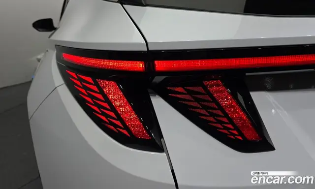 Hyundai Tucson 2023 1.6 автомат (гидро), миниатюра 9