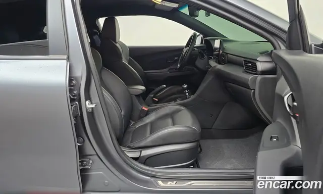 Hyundai Veloster 2021 2.0 механика, миниатюра 11