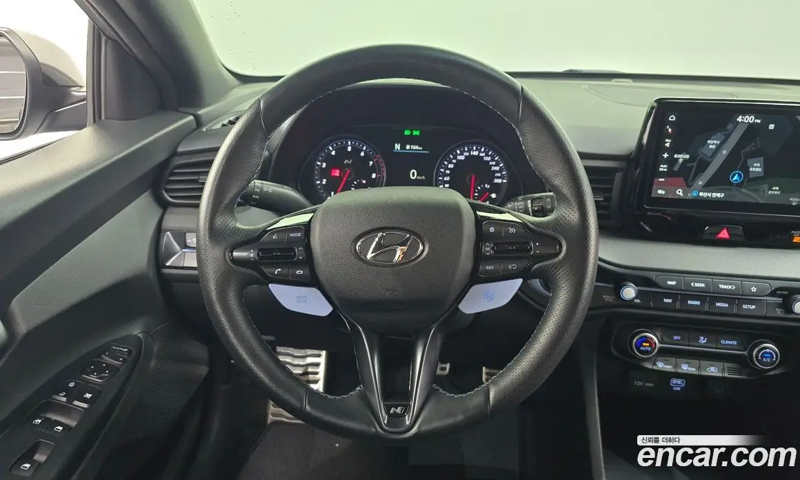 Hyundai Veloster 2021 2.0 механика, фото 13