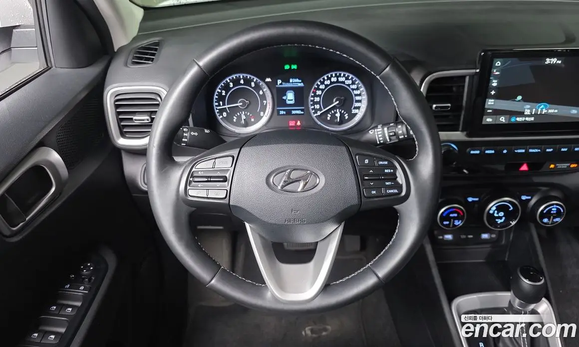Hyundai Venue 2021 1.6 автомат (гидро), фото 19