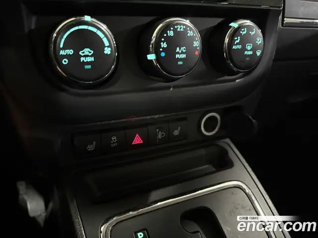 Jeep Compass 2013 2.4 автомат (гидро), миниатюра 12