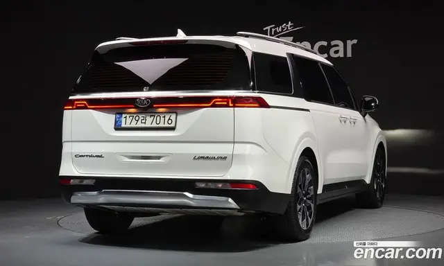 Kia Carnival 2021 3.5 автомат (гидро), миниатюра 2