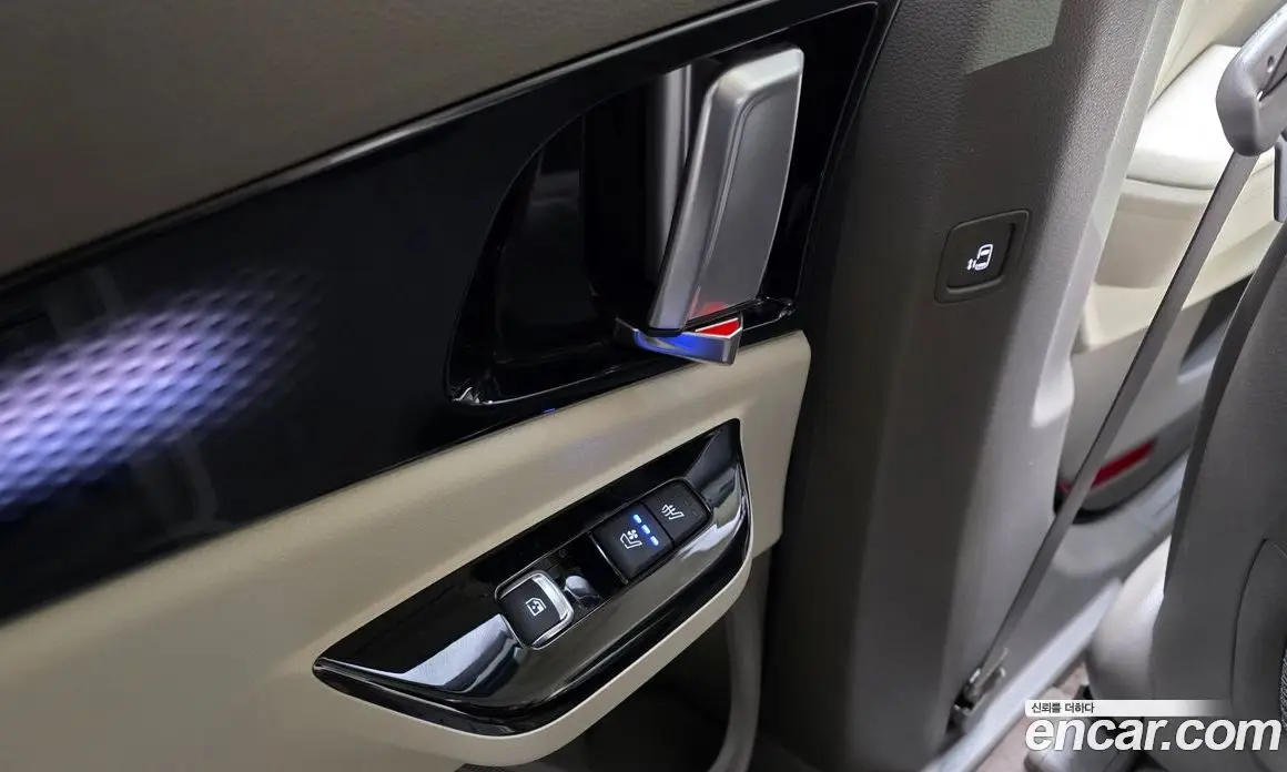 Kia Carnival 2021 3.5 автомат (гидро), фото 17