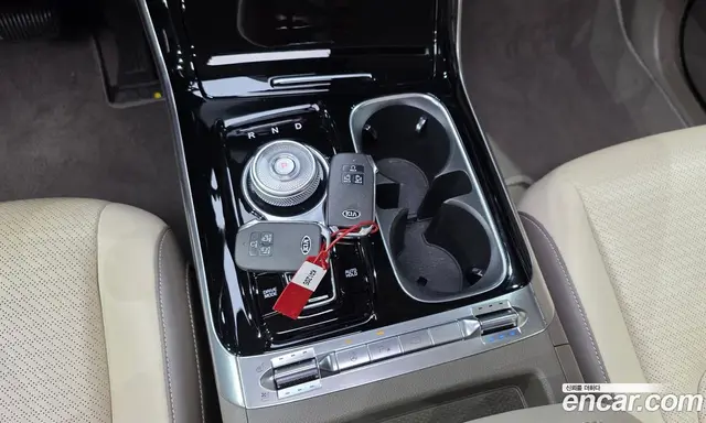 Kia Carnival 2021 3.5 автомат (гидро), миниатюра 9