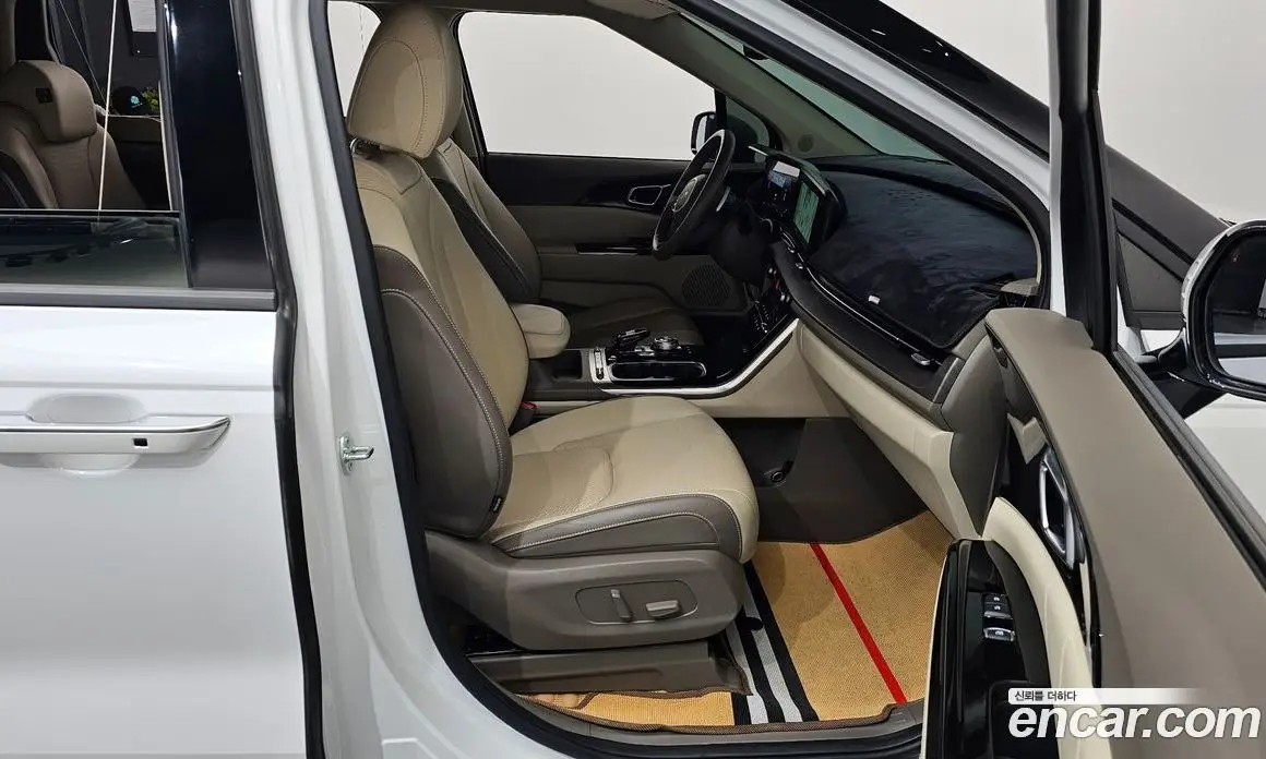 Kia Carnival 2023 3.5 автомат (гидро), фото 16