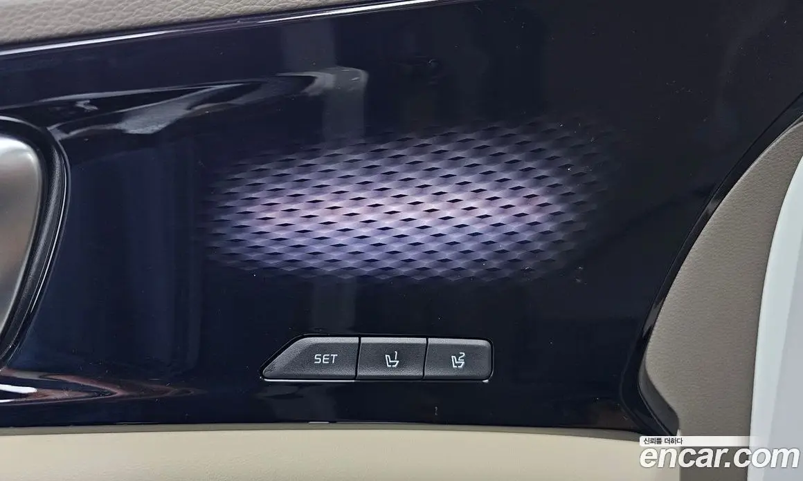 Kia Carnival 2023 3.5 автомат (гидро), фото 39