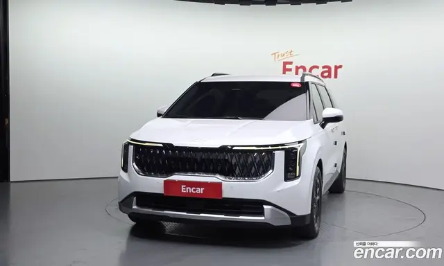 Kia Carnival 2024 2.2 автомат (гидро), миниатюра 3