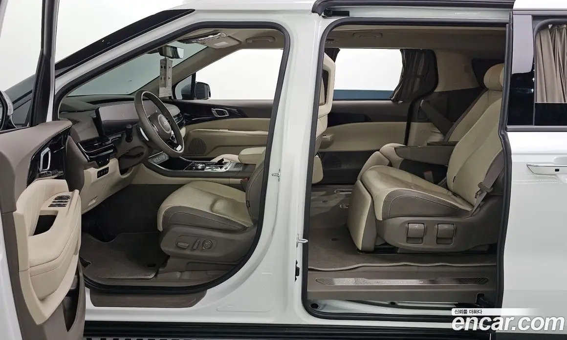 Kia Carnival 2024 1.6 автомат (гидро), фото 17