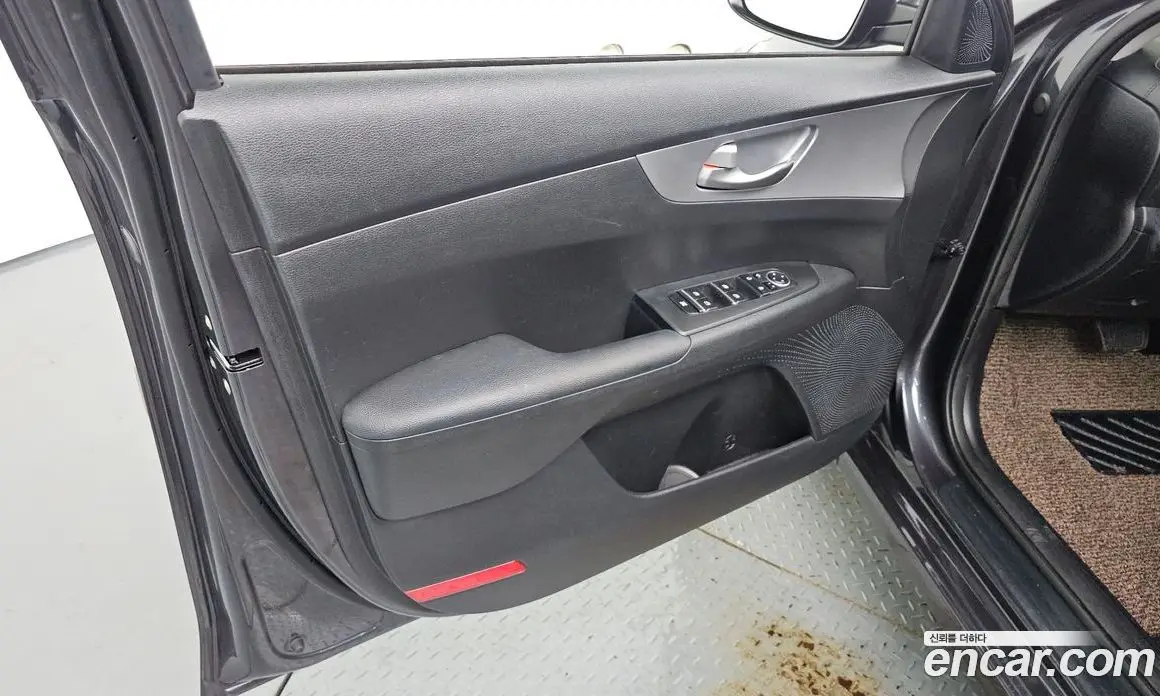 Kia K3 2021 1.6 автомат (гидро), фото 14