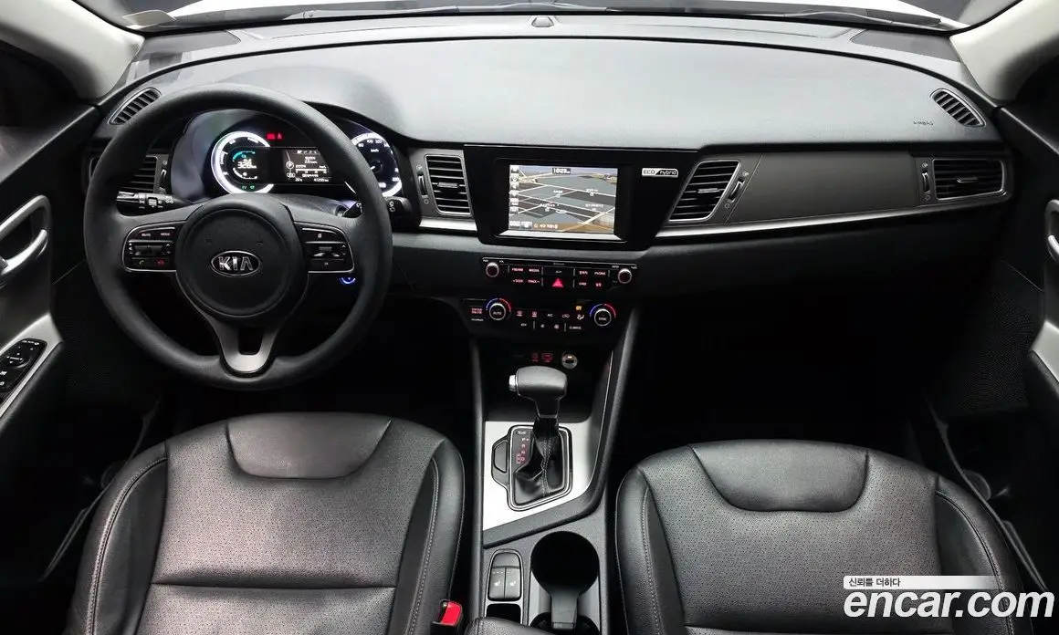 Kia Niro 2016 1.6 автомат (гидро), фото 7