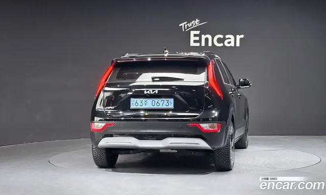 Kia Niro 2023 0.2 автомат (гидро), миниатюра 3